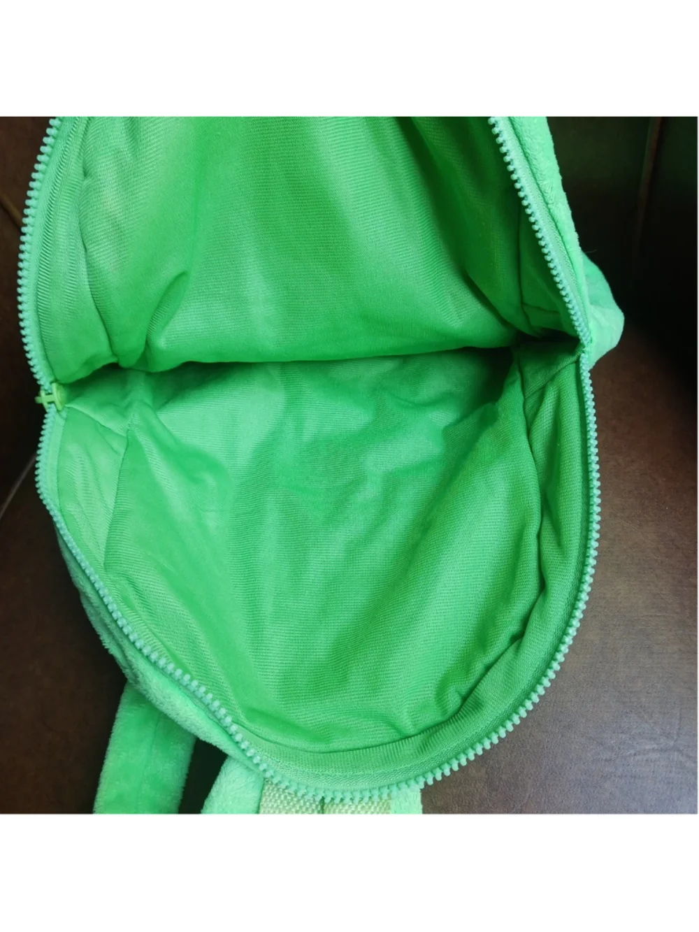 Pack Mates Kids Plush Backpack Bright Green OMGosh Zip Pouch Youth